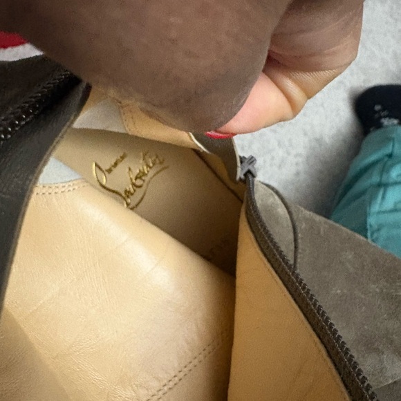 Christian Louboutin over knee boot - Picture 2 of 10